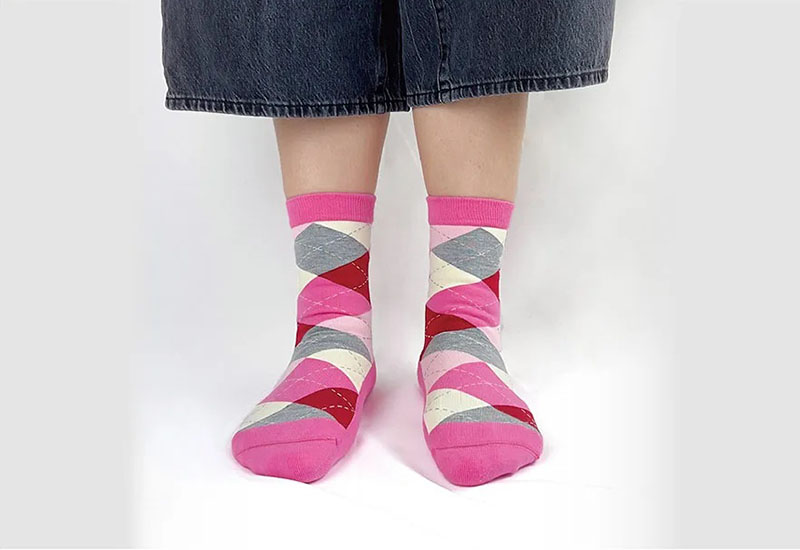 經典菱格紋-粉 厚襪款(2種尺寸)